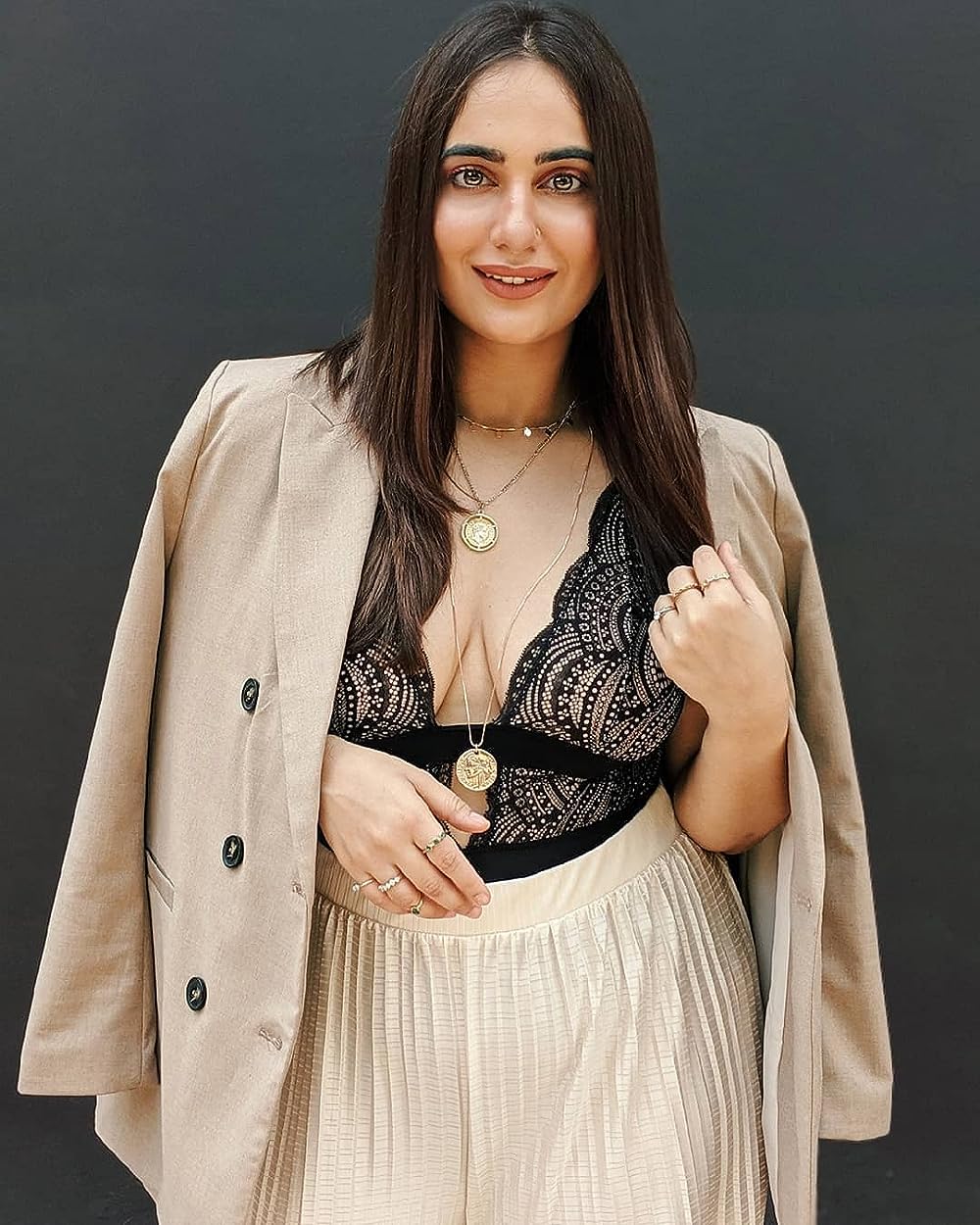 Kusha Kapila, fondly known as Billi Masi, has become a prominent name in Bollywood, known for her collaborations with industry bigwigs to promote films and brands. Her journey from social media to mainstream entertainment has been nothing short of remarkable.